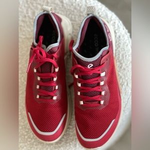 Ecco Biom 2.0 women’s shoes